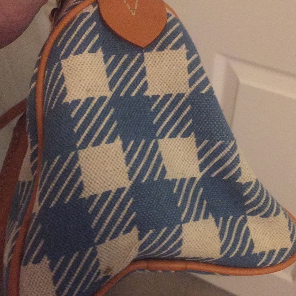 Dooney and Bourke Gingham Purse - Picture 4 of 11